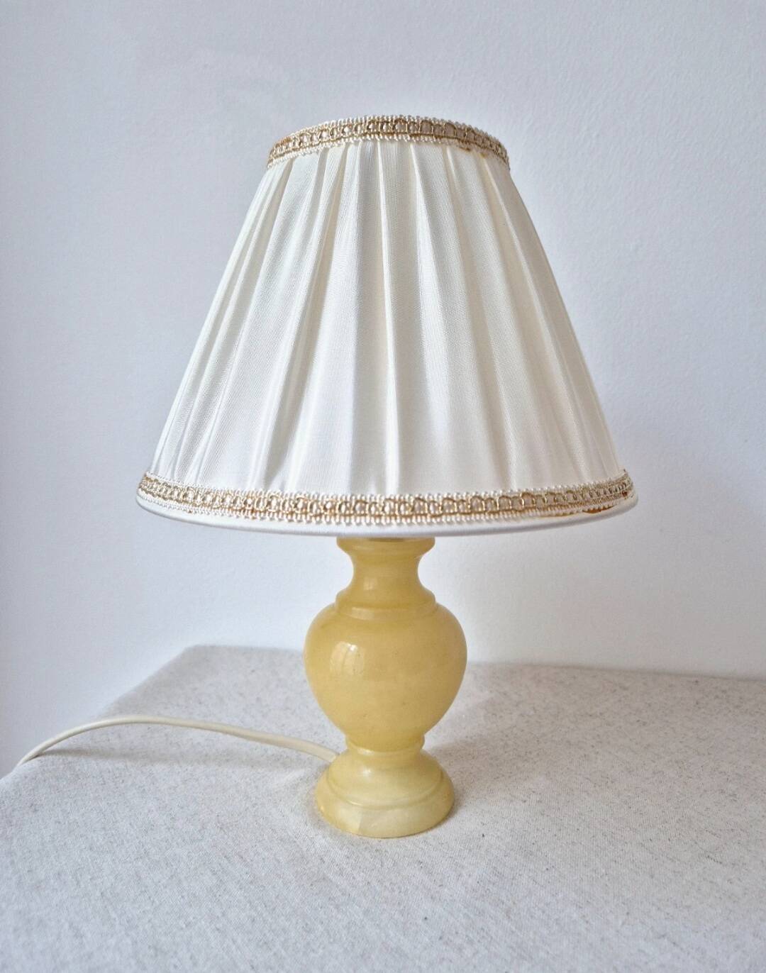 Vintage table lamp with alabaster base '1970s -