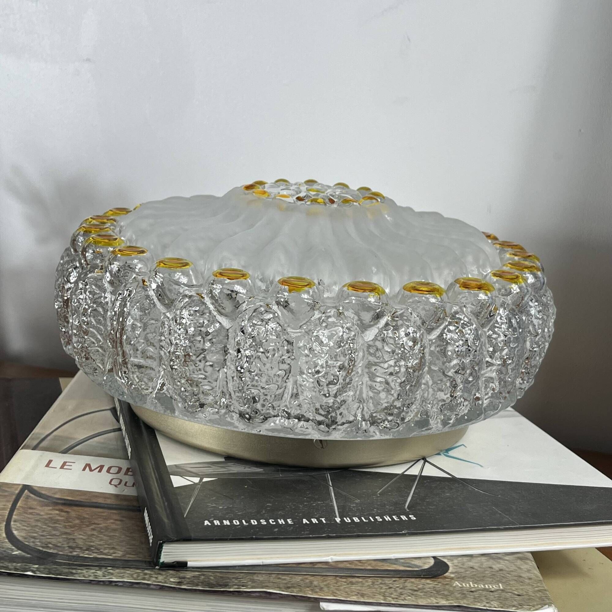 Wall light or round ceiling light in Murano or Limburg glass type.