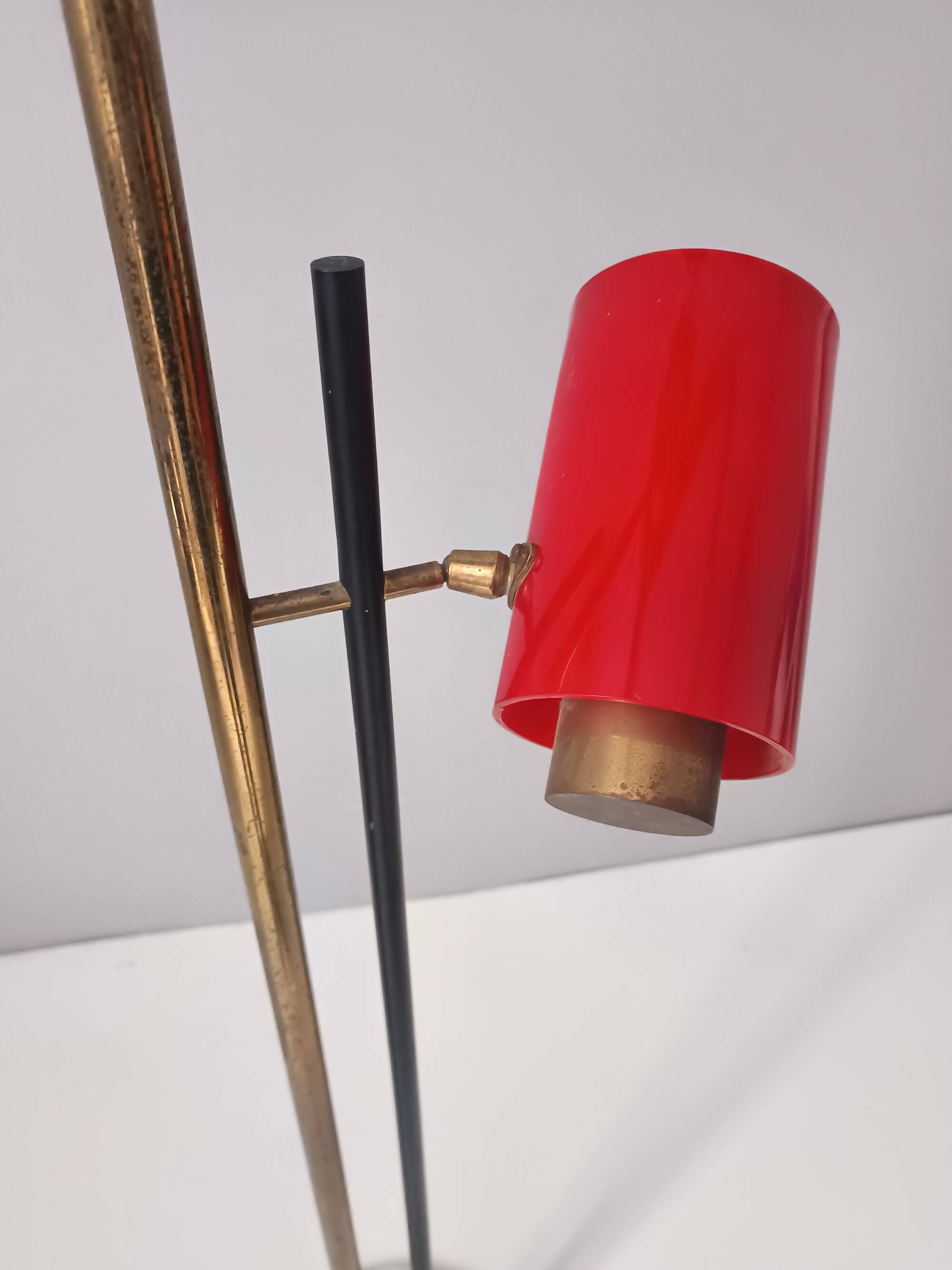 Lampadaire expérimental rare en laiton, aluminium et verre par Arredoluce, Italie