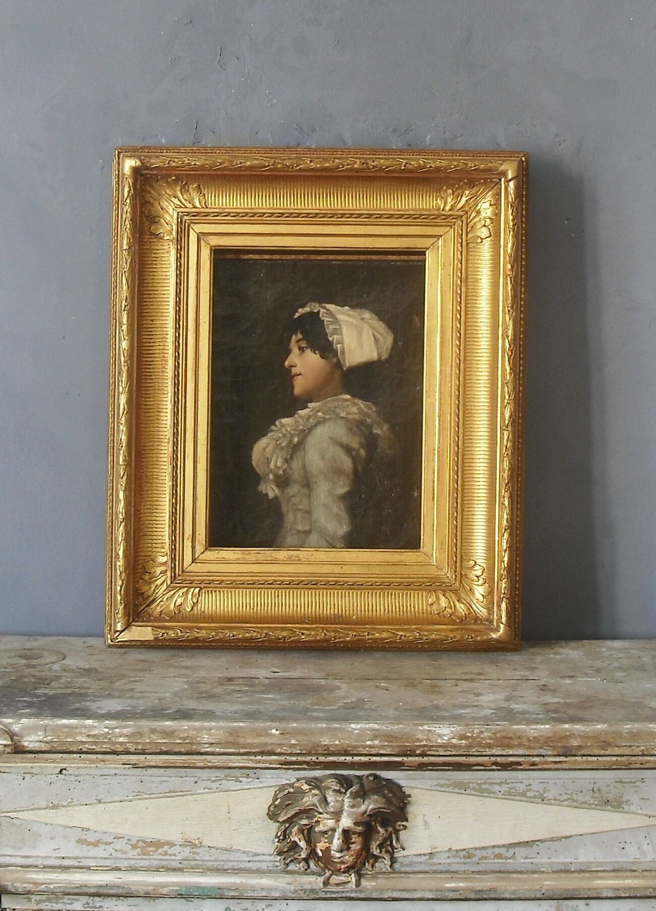 Profil d'une Elègante 1884 signé daté Hst