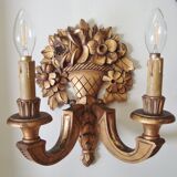 Appliques anciennes en bois doré sculpté du XIX ème siècle motifs paniers de fleurs