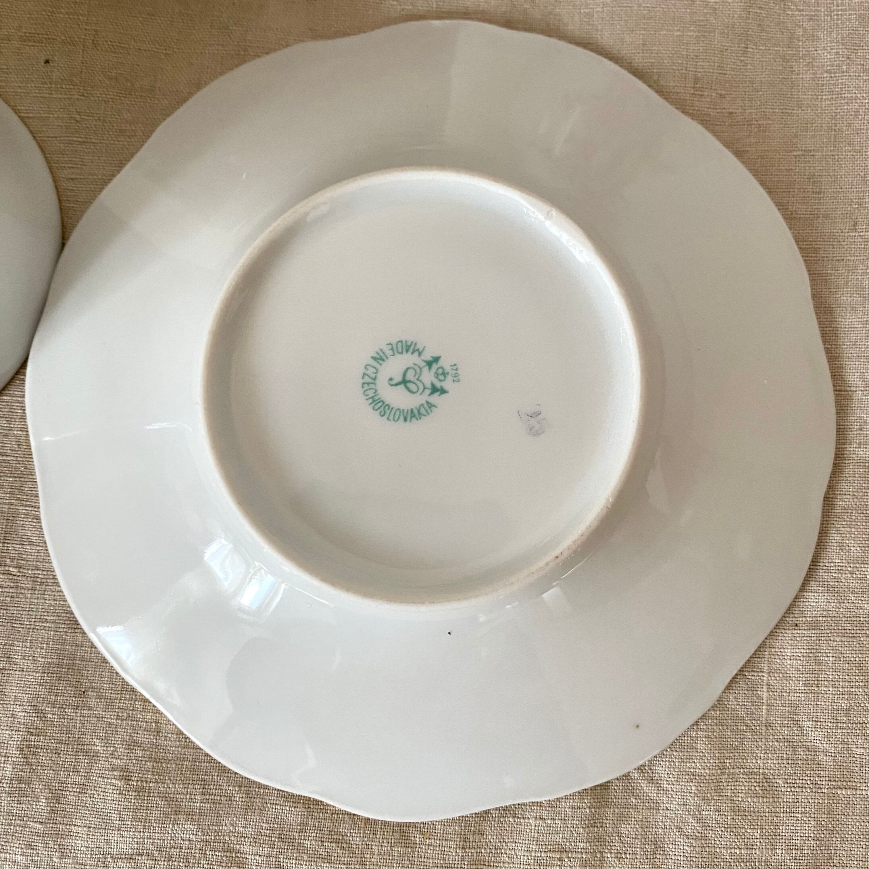 Tasses en porcelaine fleuries