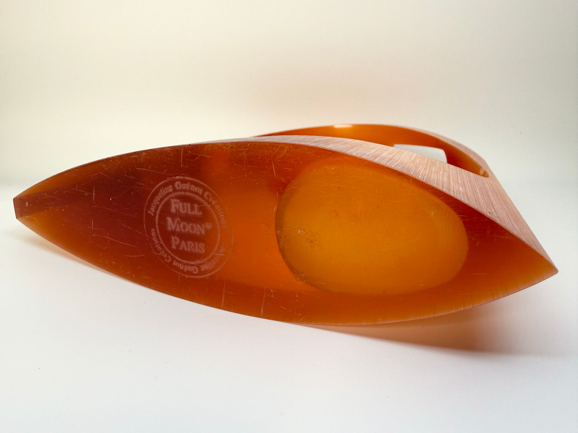 Translucent amber resin vase – Jacqueline Guénot, Full Moon® Paris
