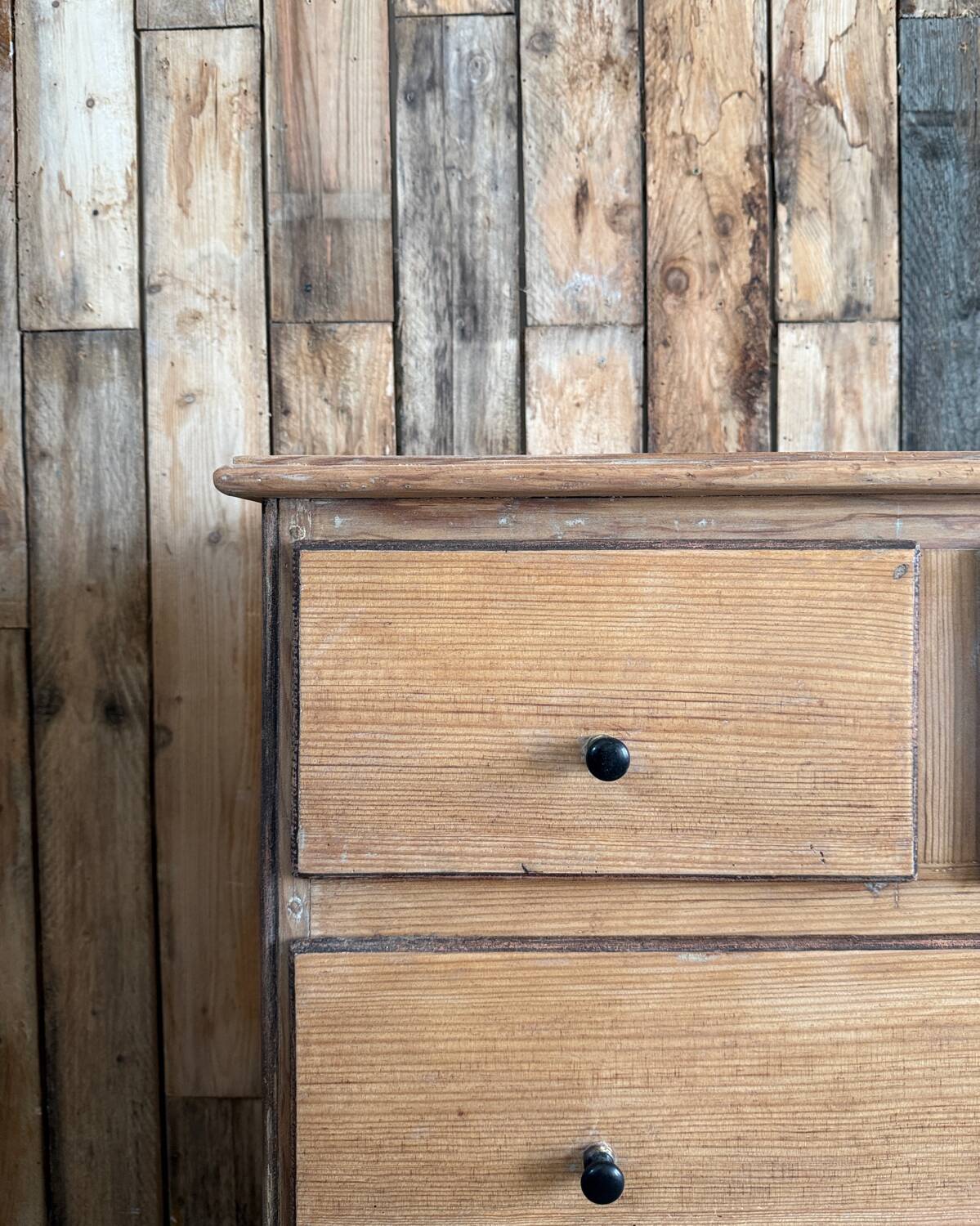 Chic country chest of drawers (renovated)