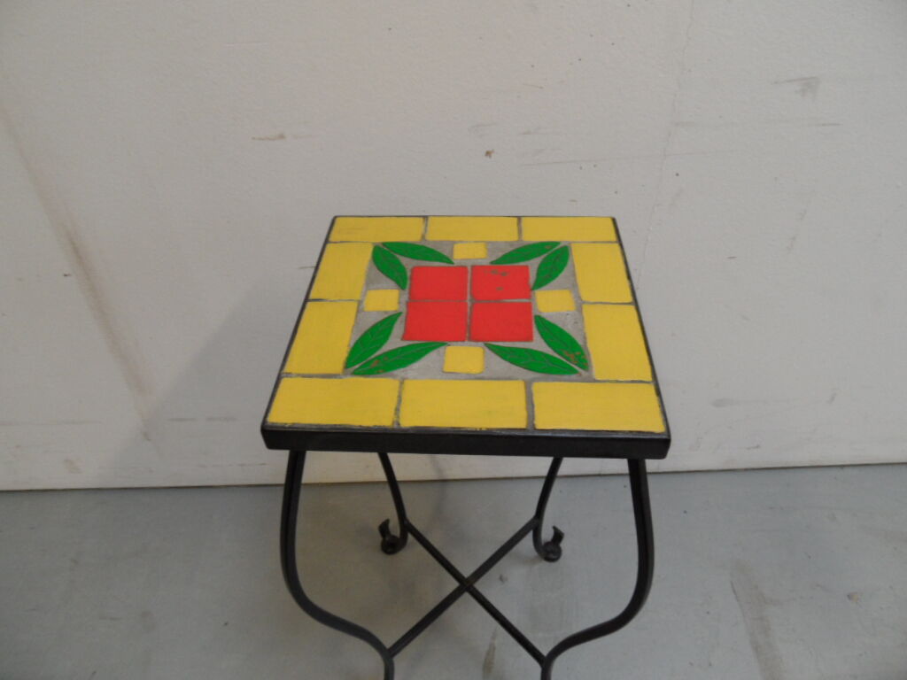 Ensemble vintage de 2 tables d’appoint avec carrelage années 1960