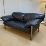 Pair of black leather sofas produced by Poltrona Frau, circa 1980/1990.