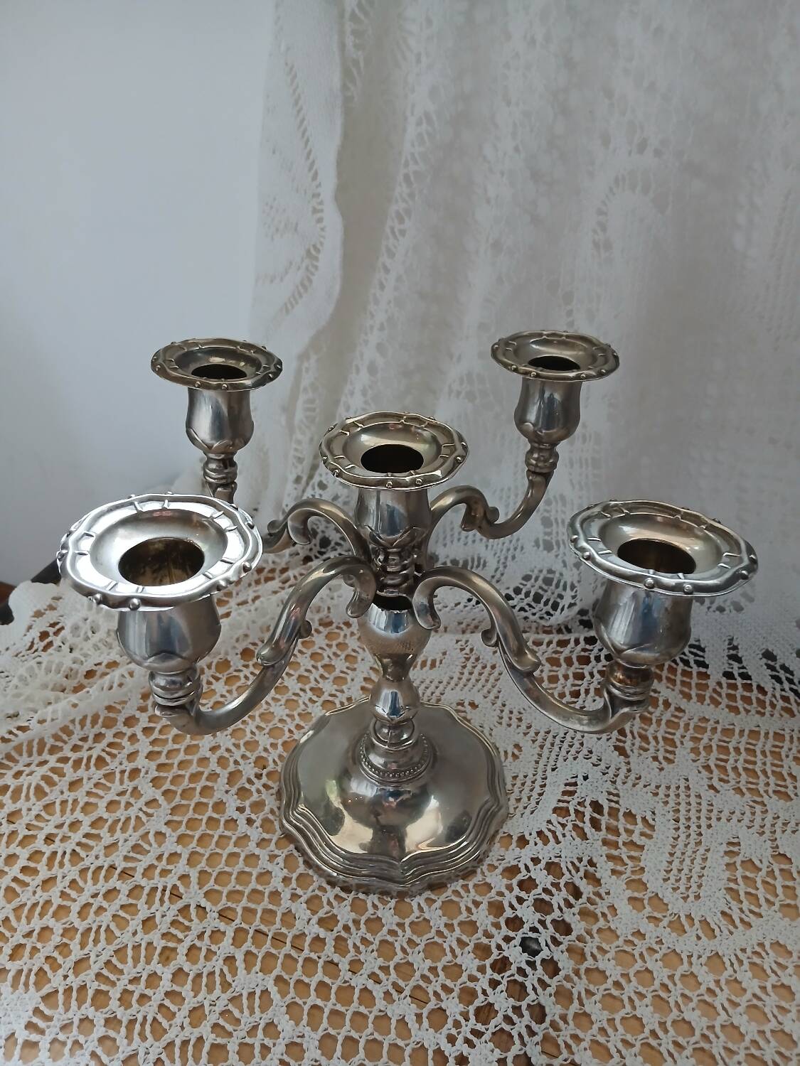 5-headed metal candlestick