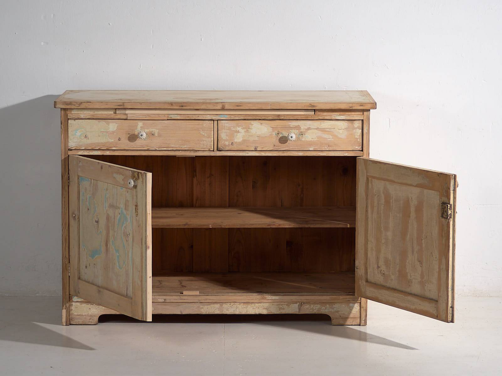 Antique chest of drawers with cream patina (circa 1920) #43
