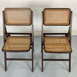 Pair of folding chairs canned