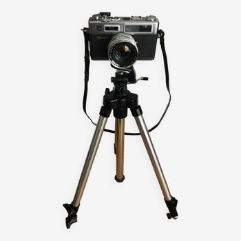 Yashica Electro 35 G+tripod camera