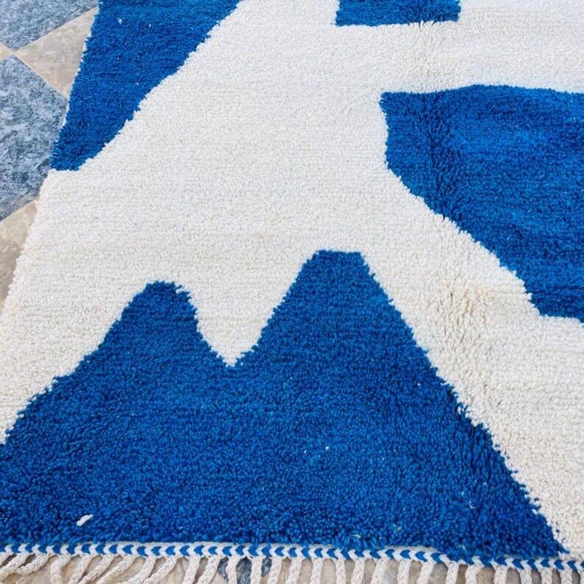 Tapis beni mrirt bleu fait main