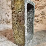 Old trough in Volvic stone – 18th century