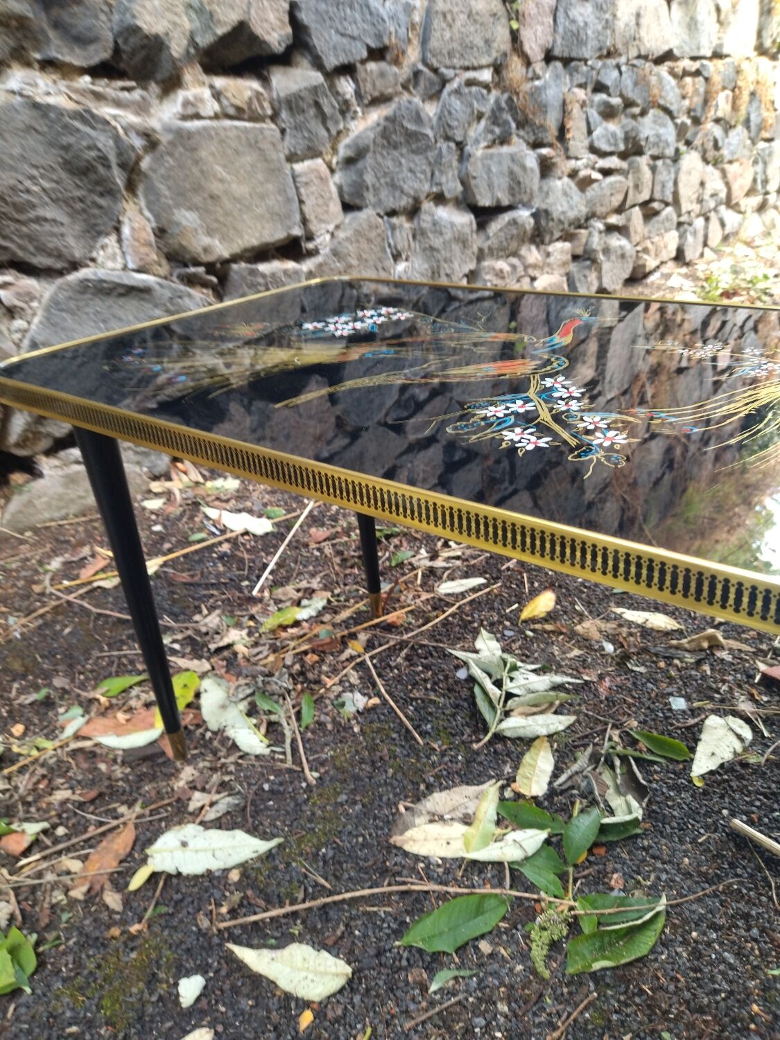 Vintage coffee table 50s - golden bird décor