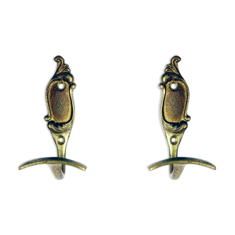 Hooks of the 30/40s vintage