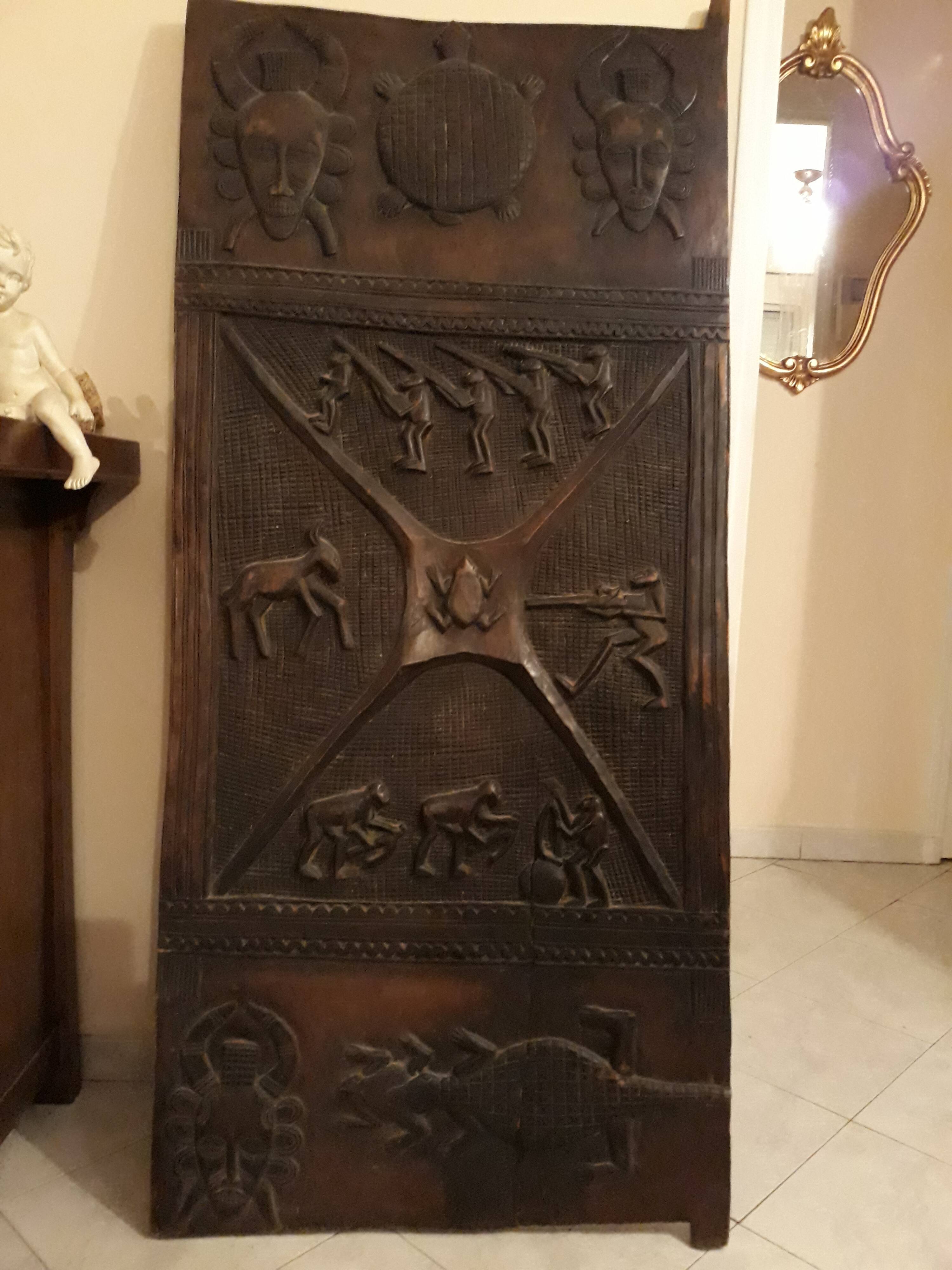 Porte de case africaine bois massif