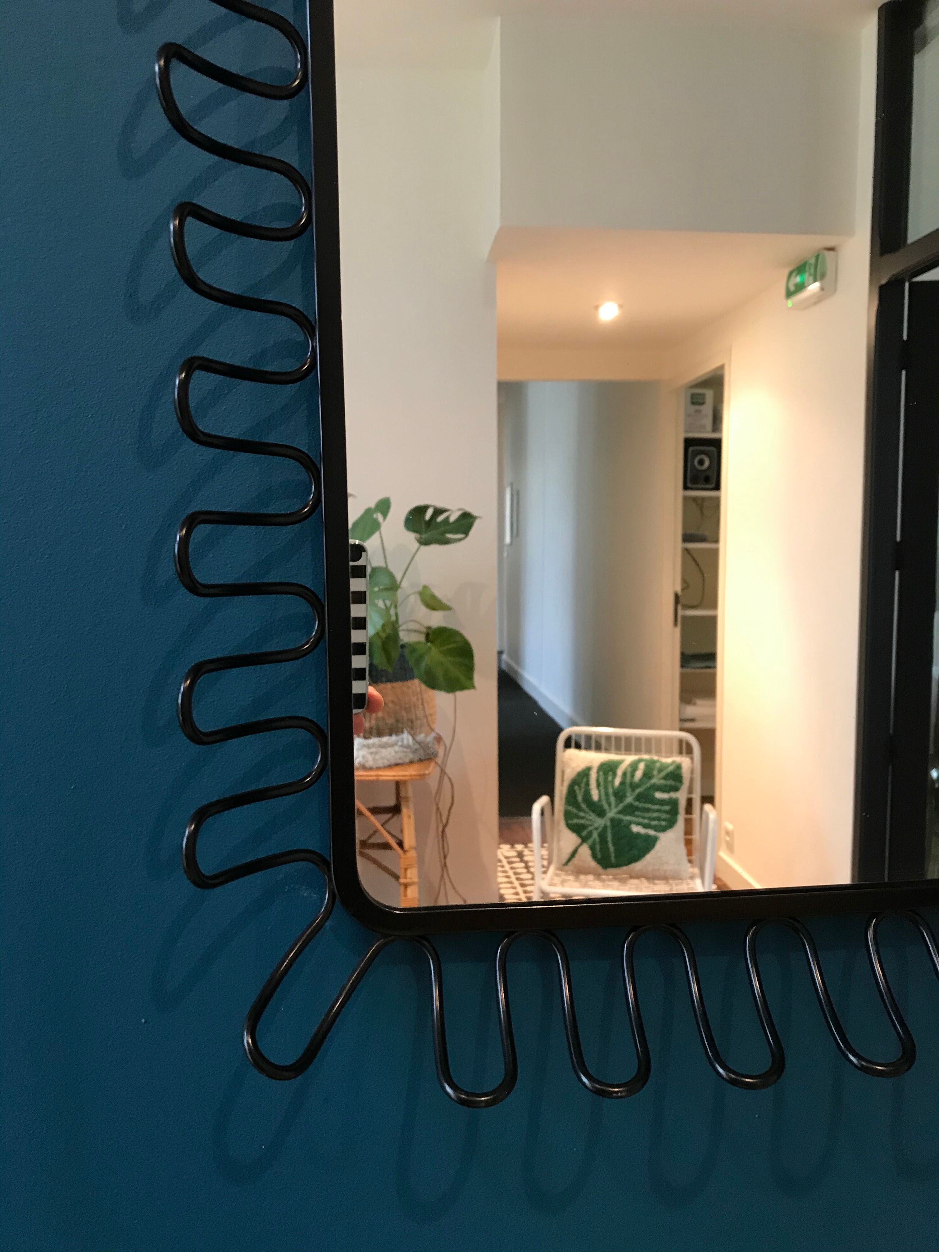 Miroir métal noir 57x78cm