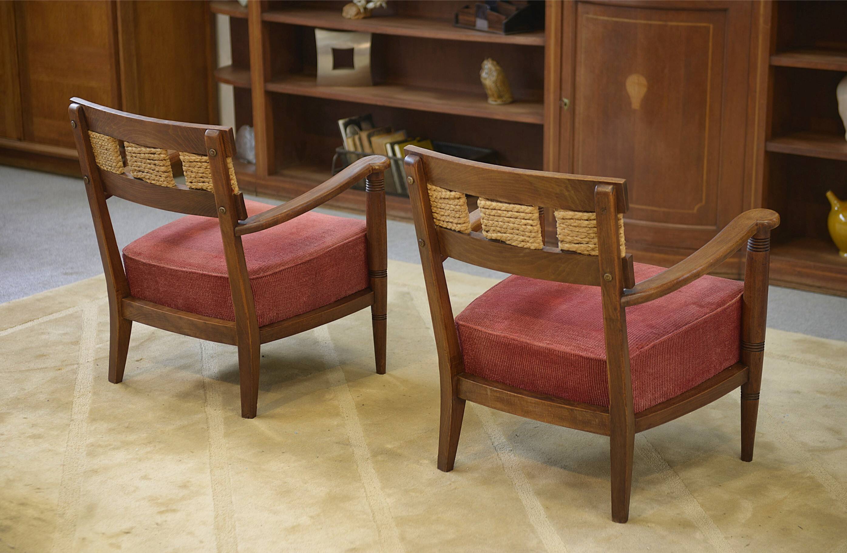 Brutalist pair of armchairs attributed to Audoux Minet, 1950s.