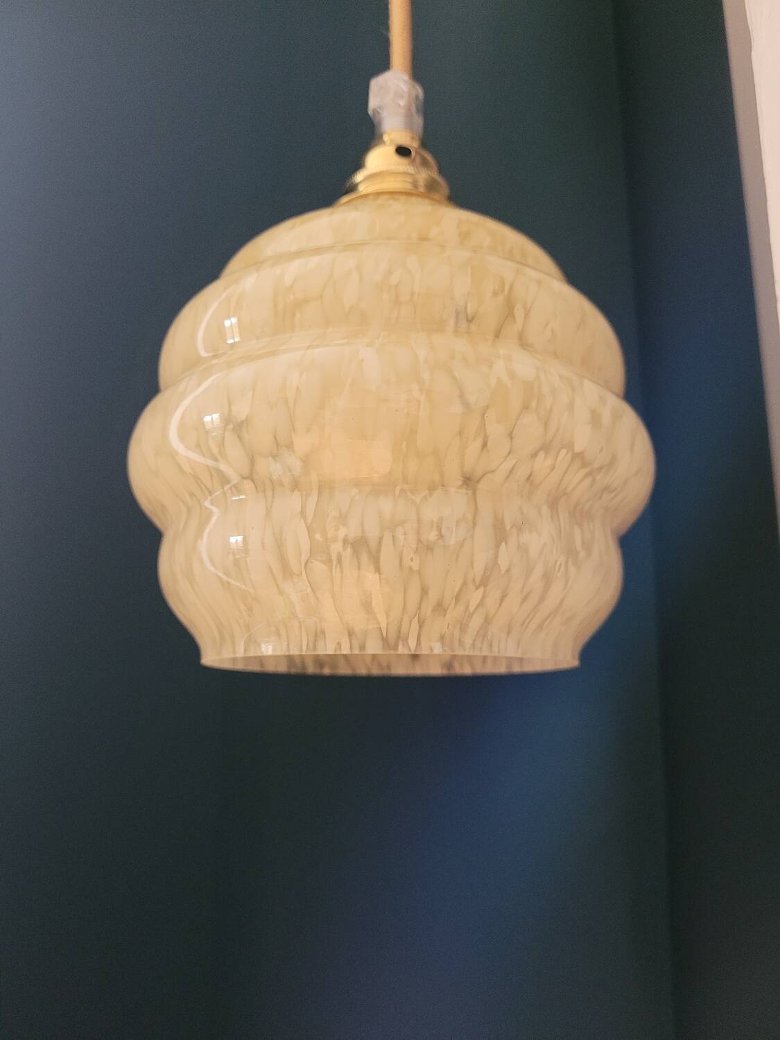 Baladeuse en verre de Clichy jaune