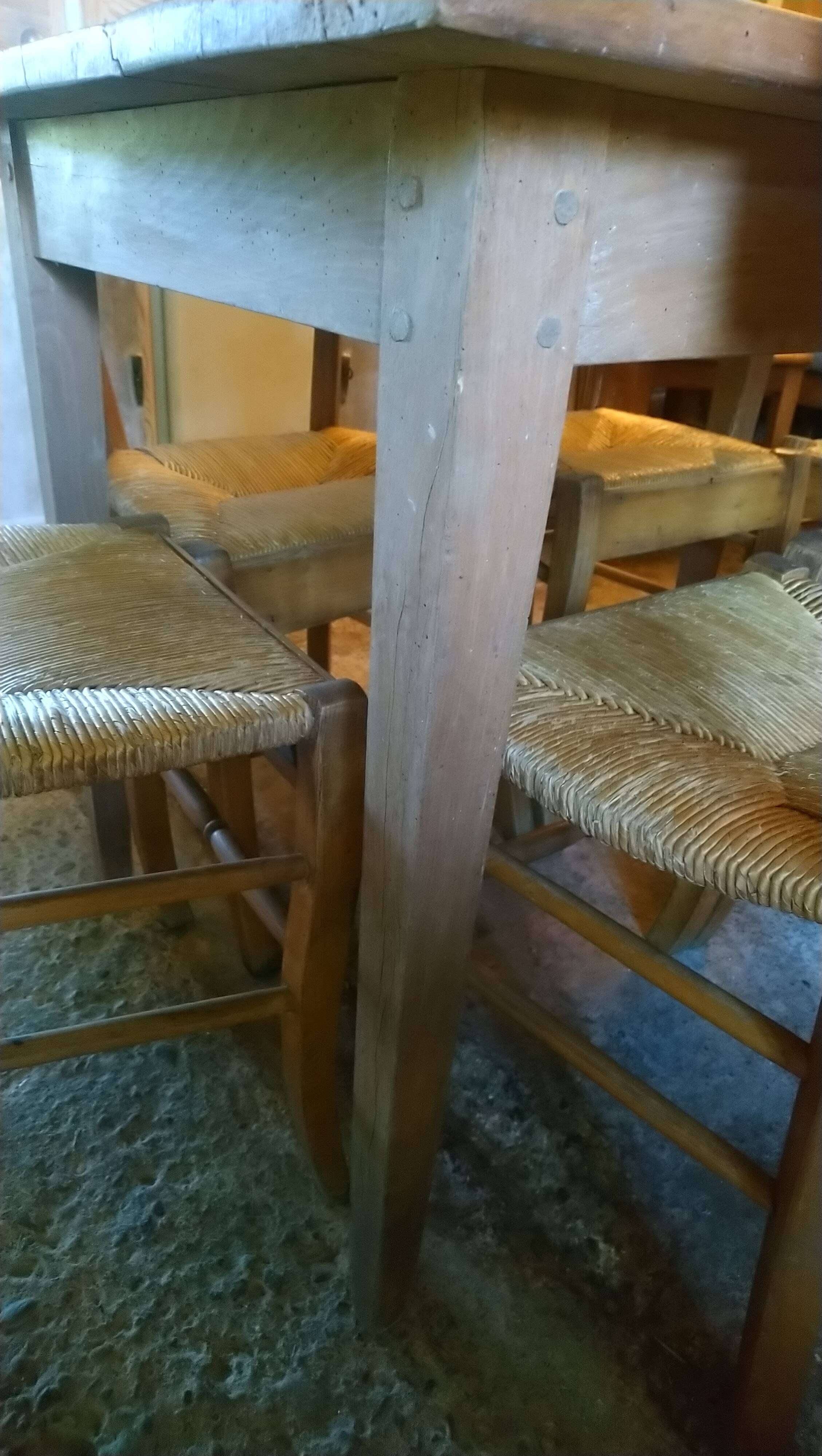 Tapered leg table, fir and beech