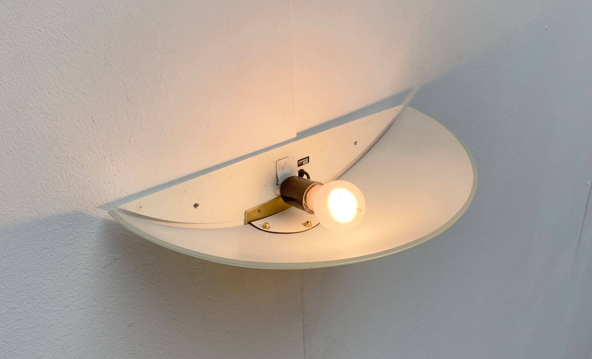 Postmodern vintage glass wall light by Metalarte, 1980s.