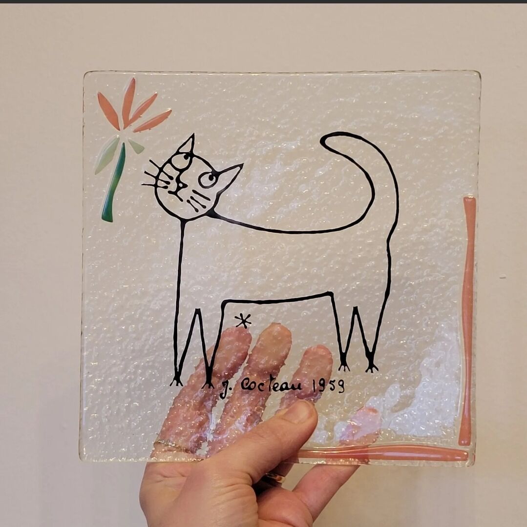 Vide pocket glass plate signed Jean Cocteau 1959 cat décor