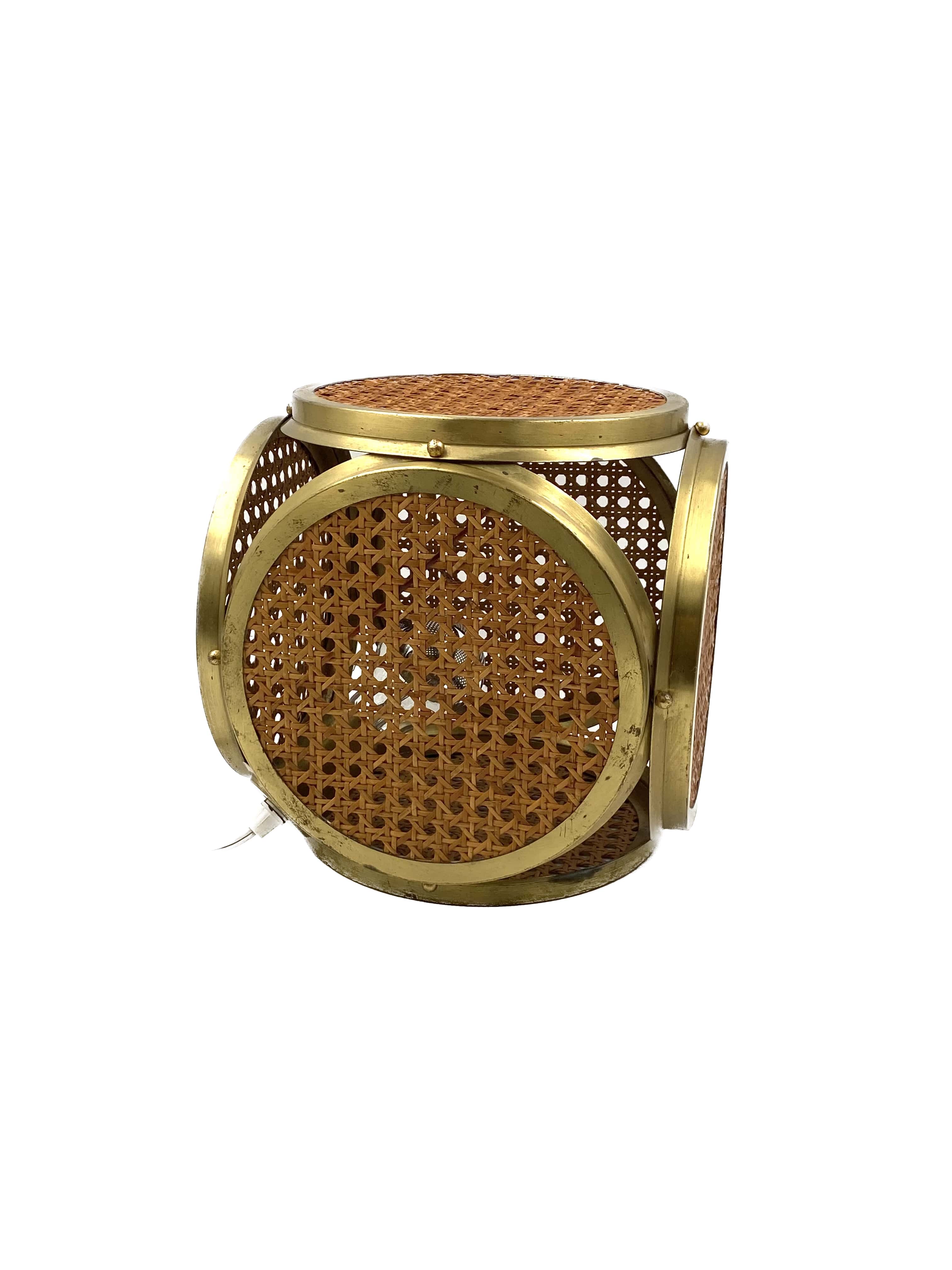 Ensemble de 2 lampes régence hollywoodiennes en laiton et paille viennoise, Italie 60's / 70's