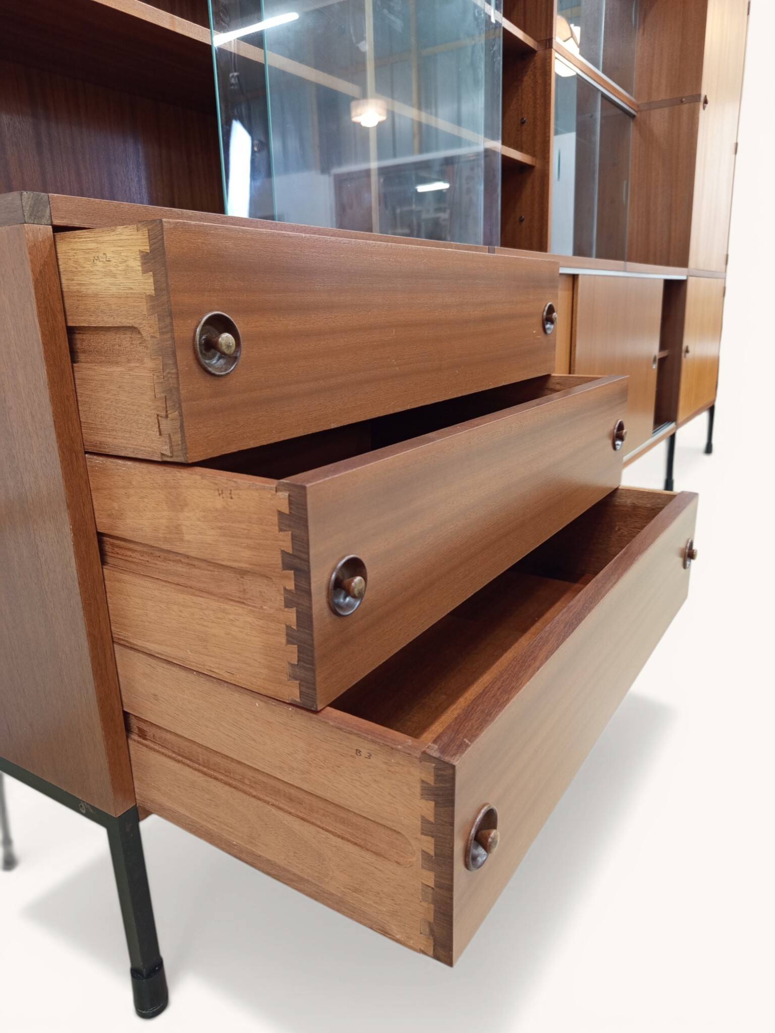 Meuble de rangement ARP vintage- années 1960