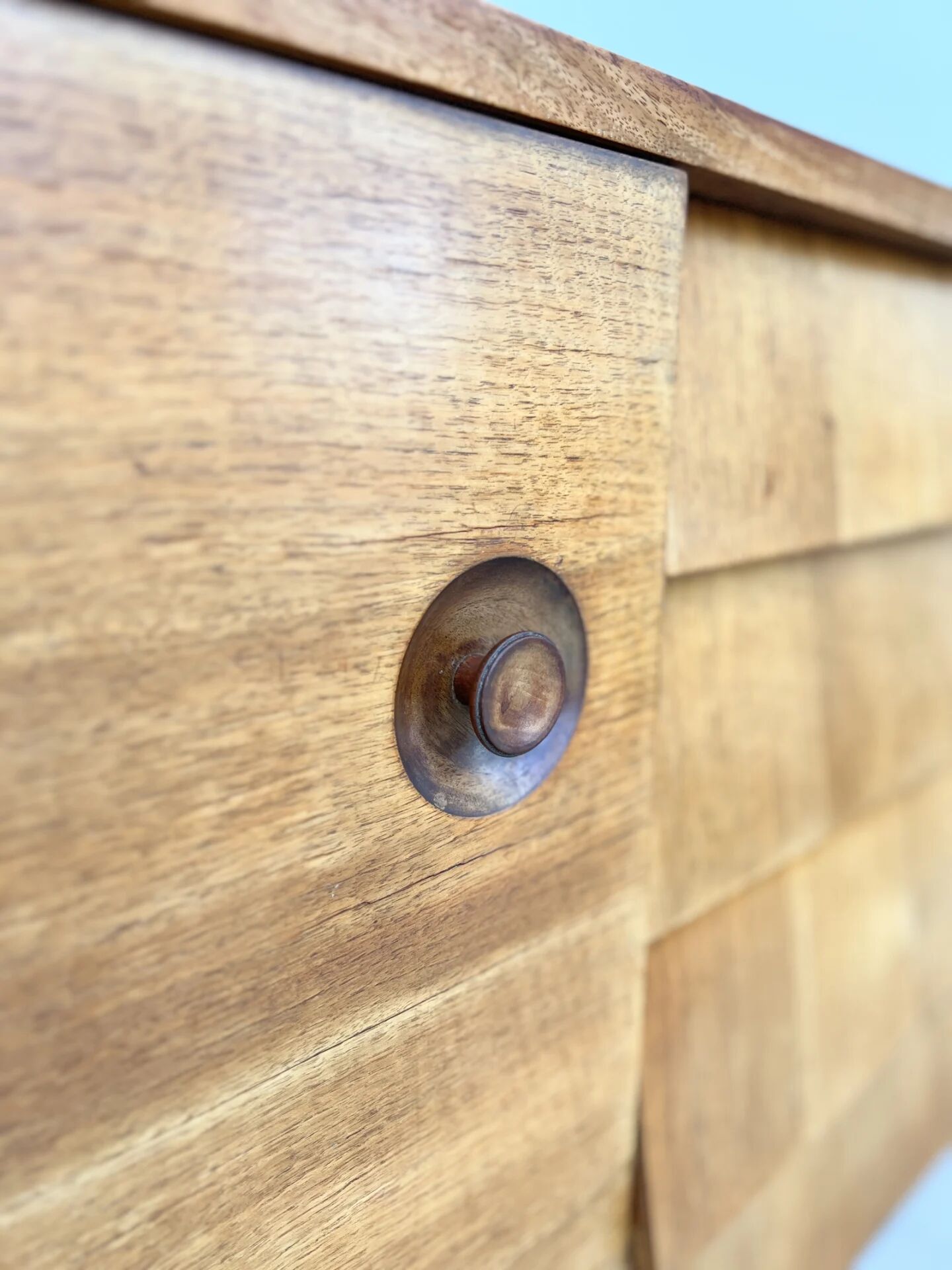 Mid-century teak sideboard, 2 doors 4 drawers — brutalist spirit