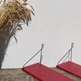 Duo of wall shelves in vintage red and black wood  1970.