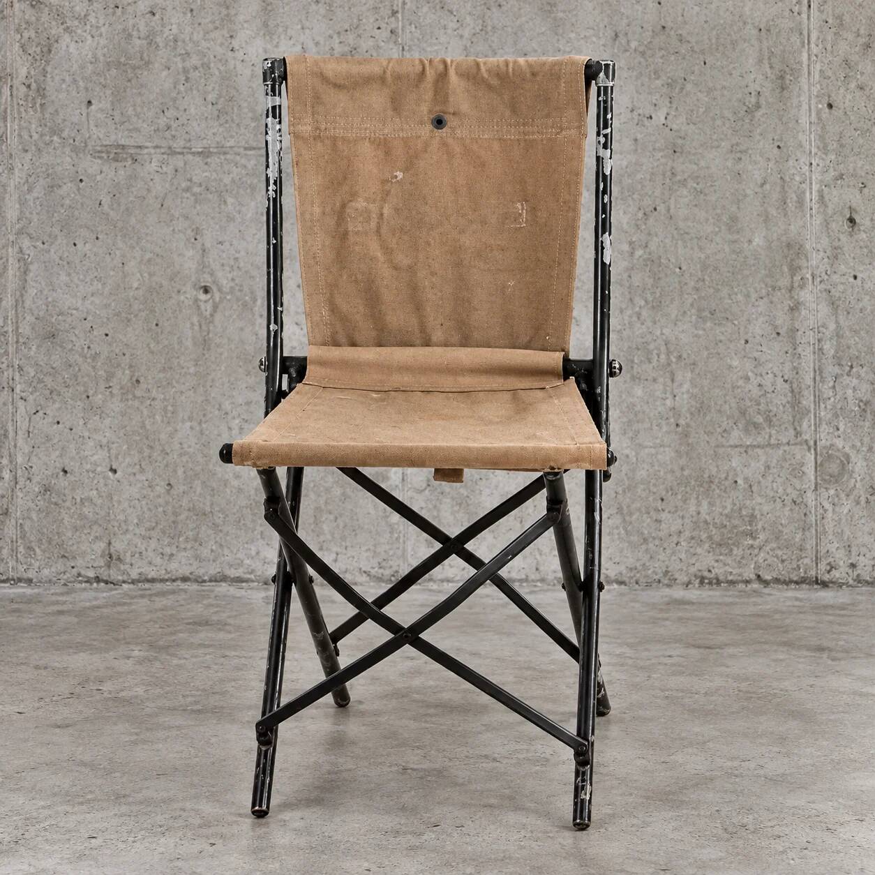 2 x English army folding chairs / canvas fabric / 1950s