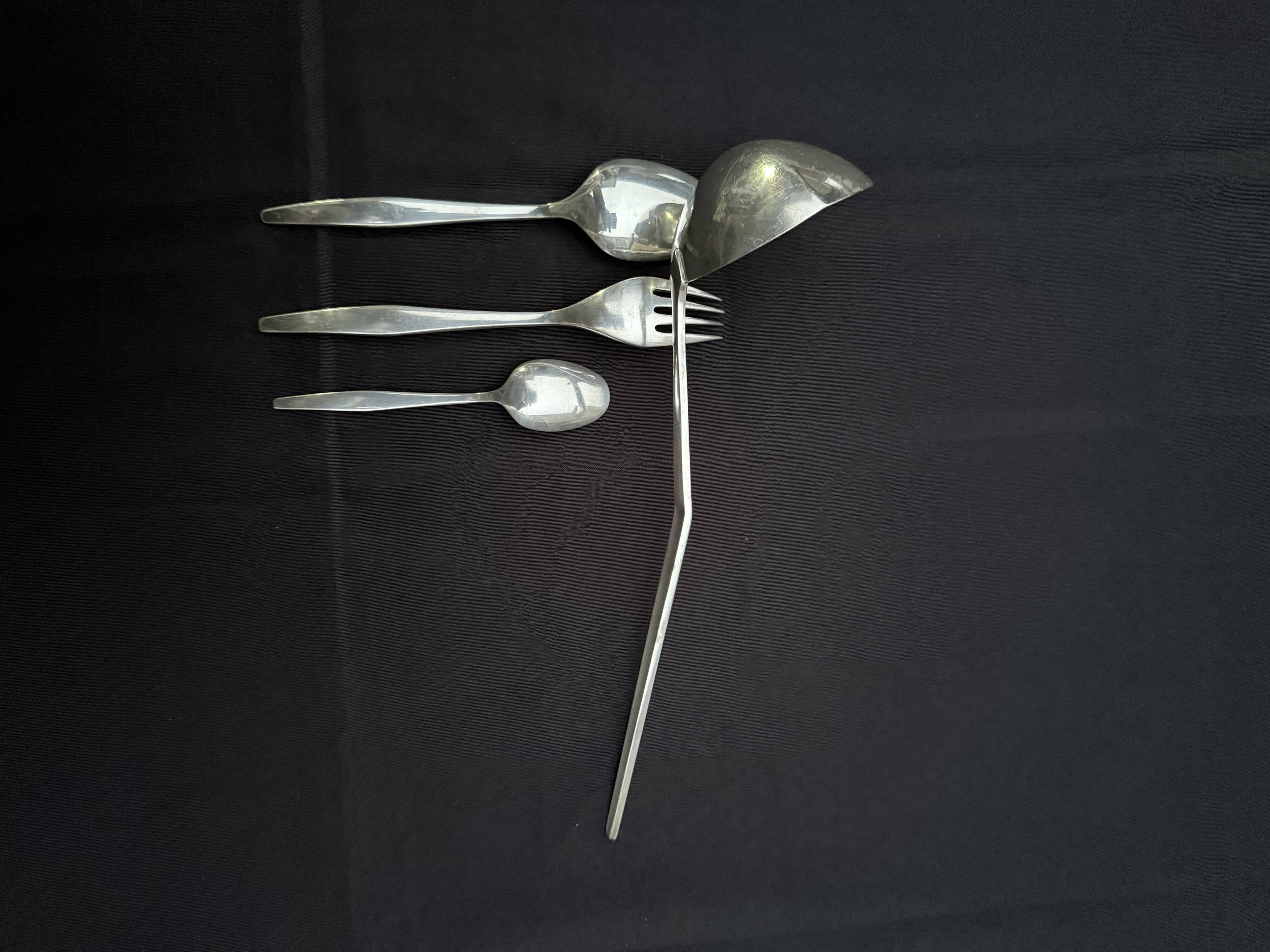 Ménagère 37 pièces Christofle modèle Orly