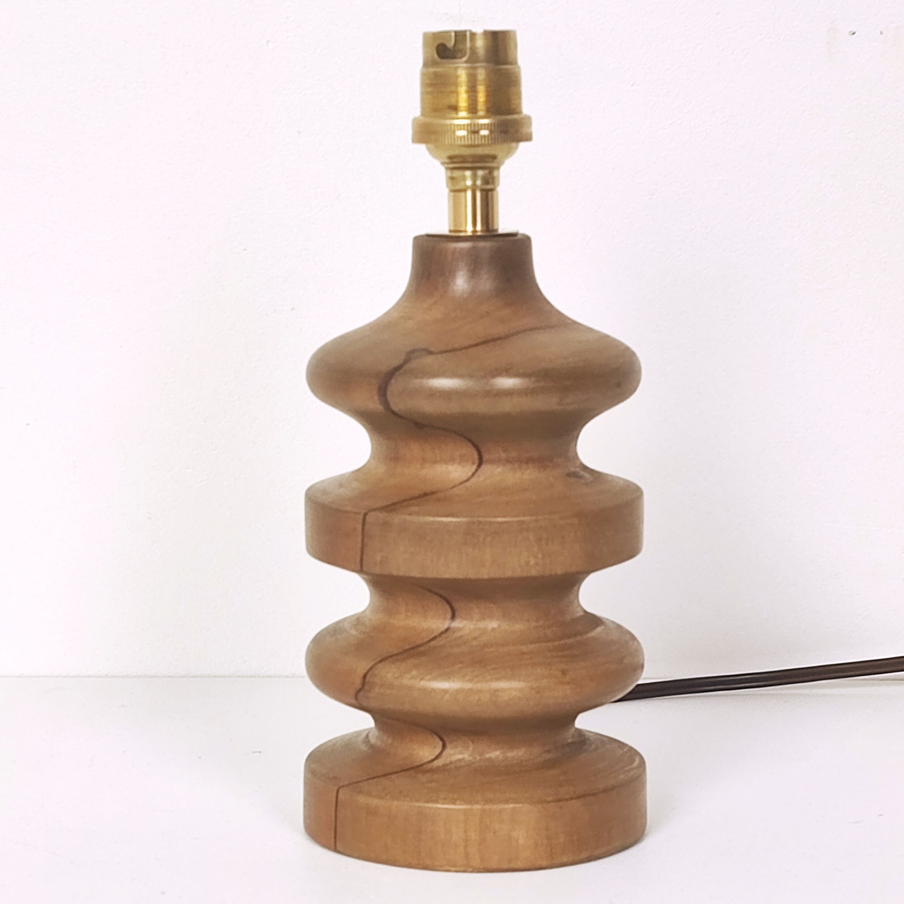 Lampe bois et corde