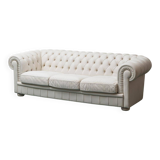 3-seater vintage Chesterfield sofa in white leather, 1970s modernist