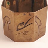 Round old brass brass brass art deco towel