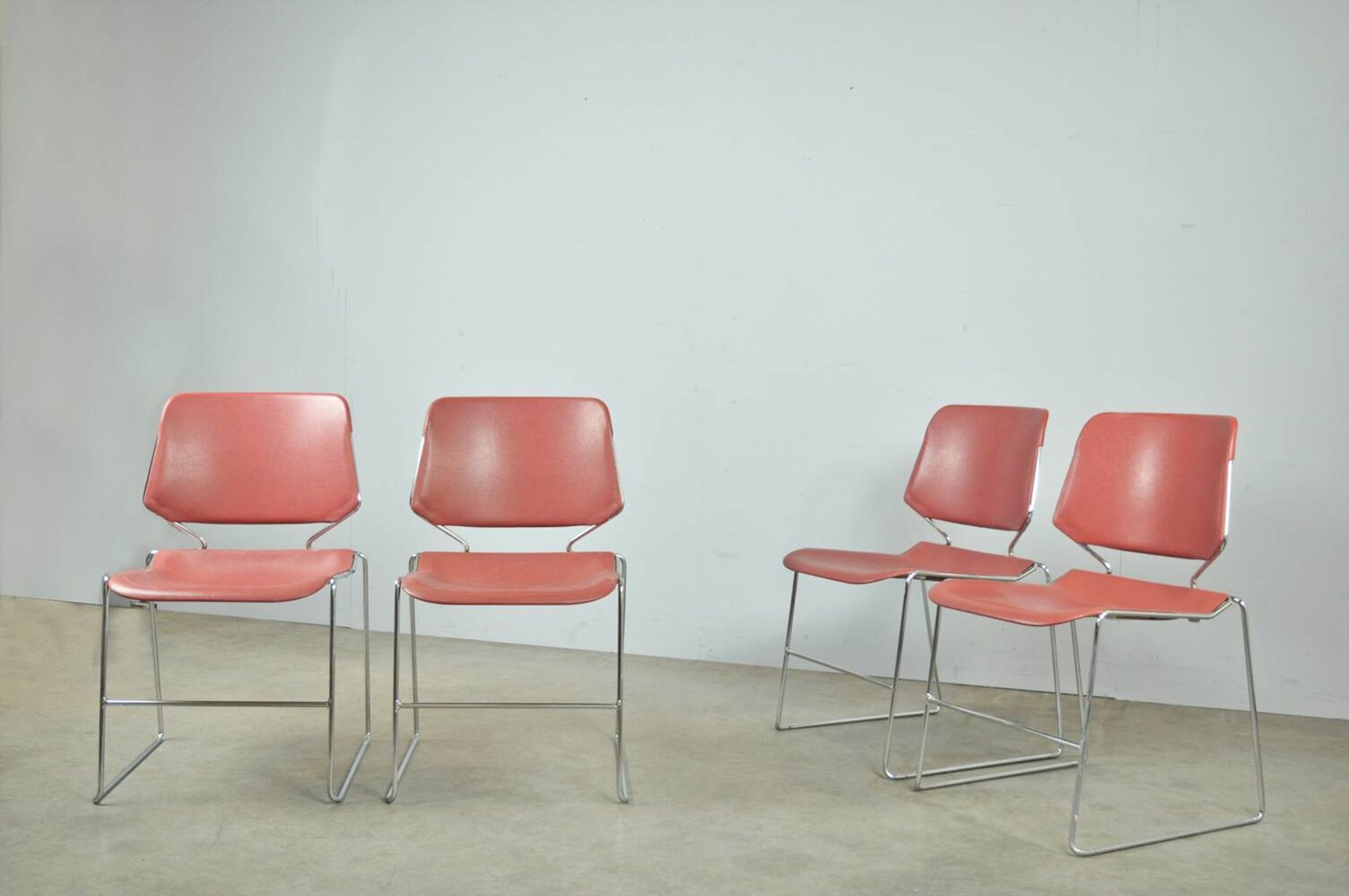 MATRIX Krueger dining chairs designed by Thomas Tolleson, 1970s USA
