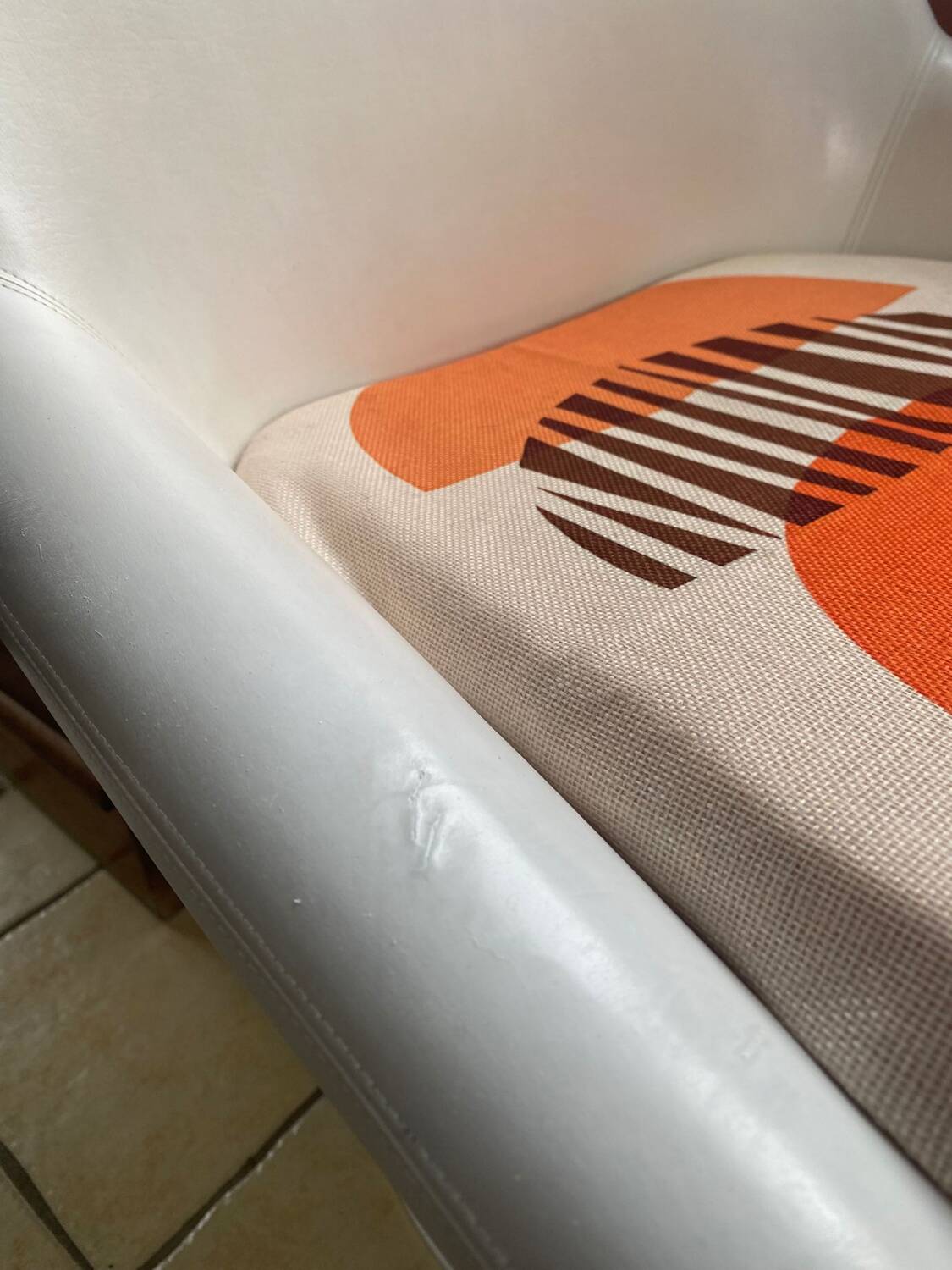 70s set of tulip-legged armchair and stool