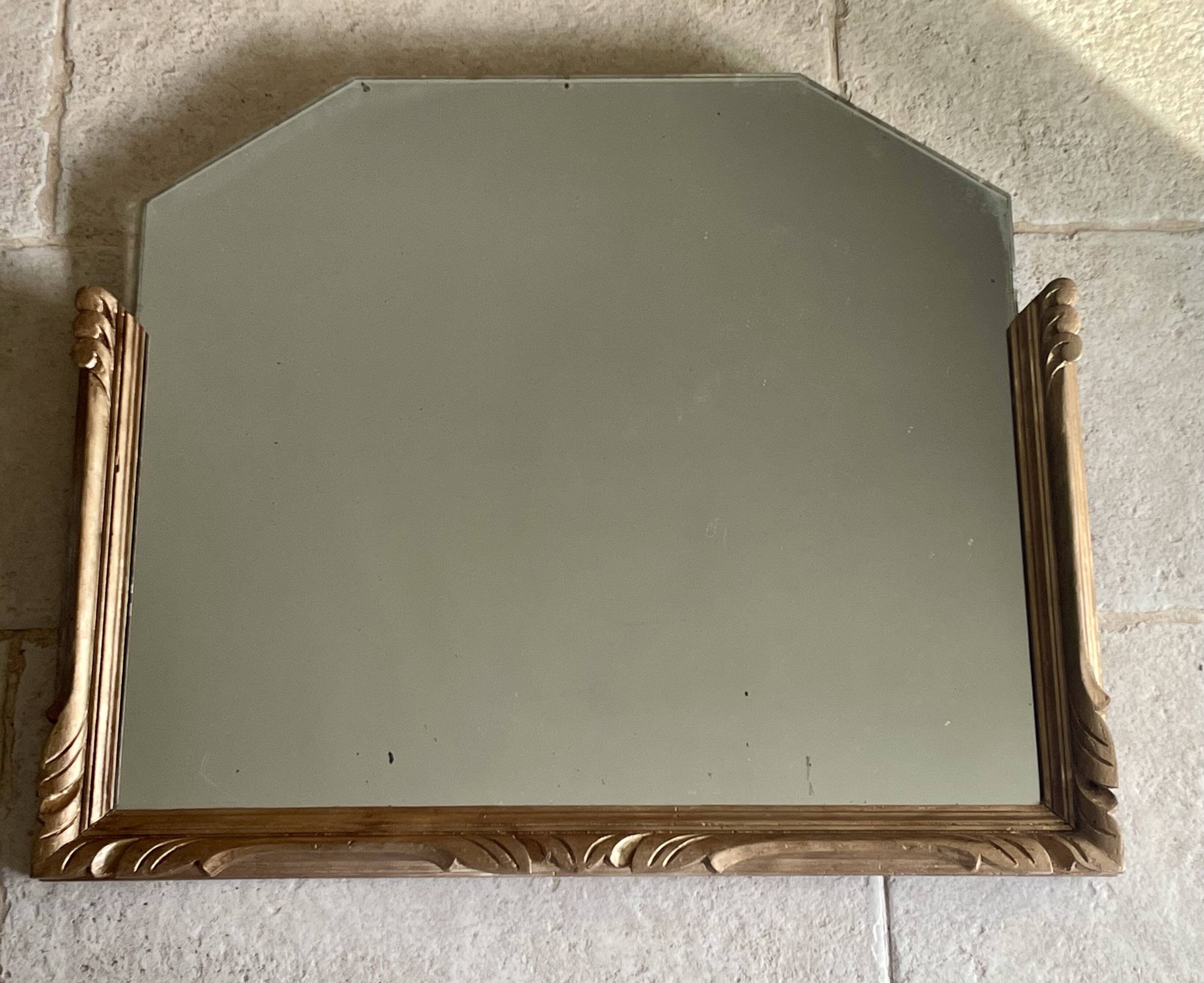 Miroir Art déco en bois doré 74x61