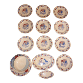 Doll Dinette "Little Red Riding Hood" in earthenware from the 20s and 30s