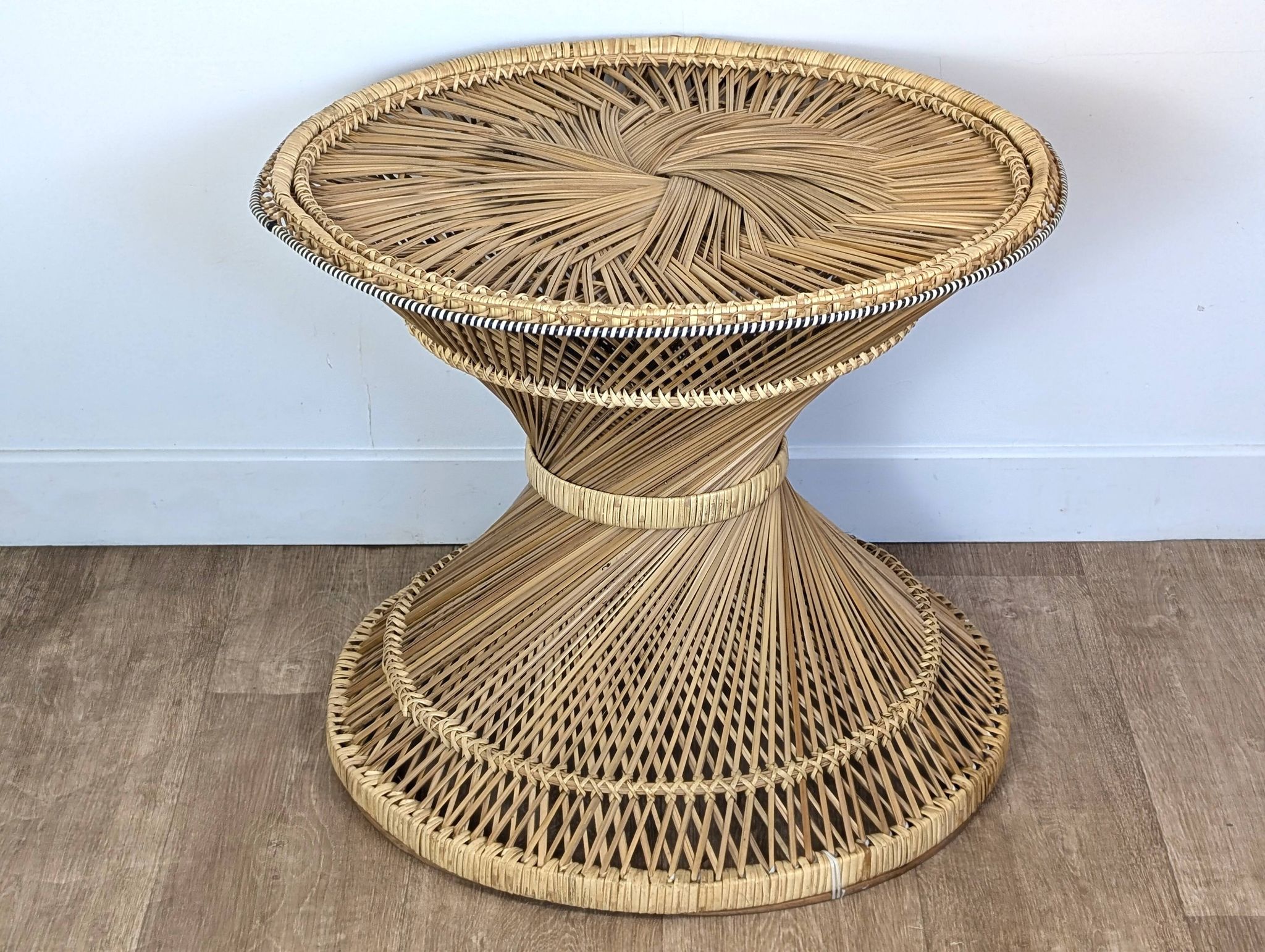Diabolo rattan coffee table