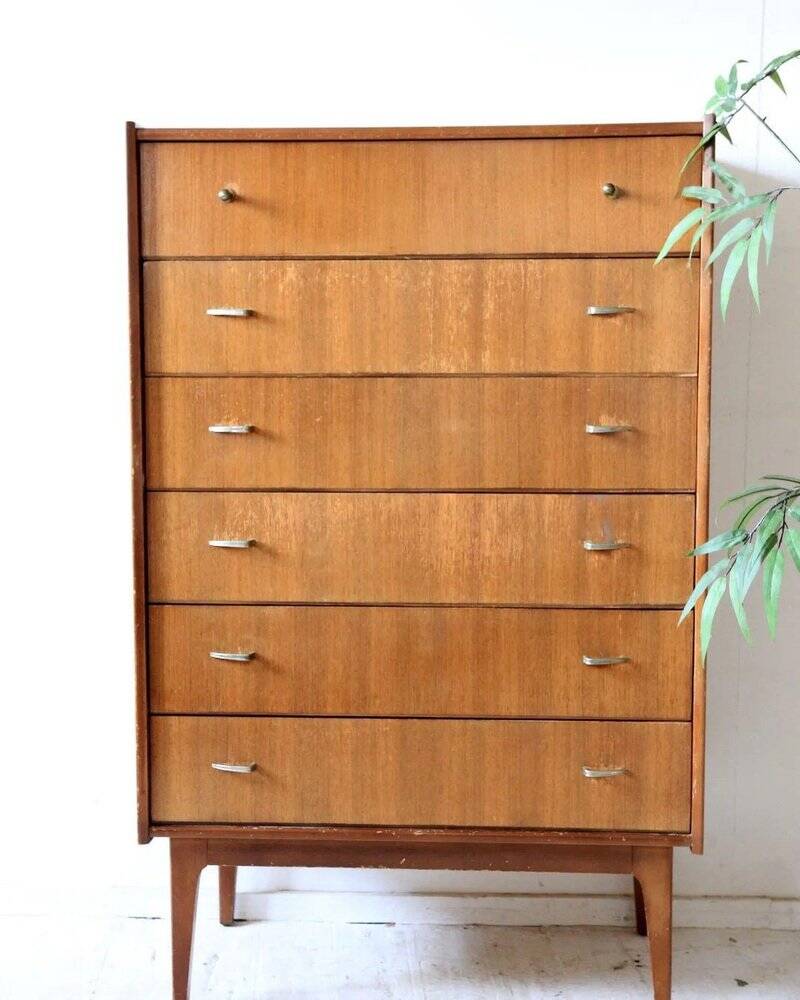 Mid-Century chest of drawers in brown teak with 6 drawers, tall model from the 1960s.