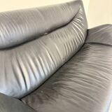 Old 2/3 seater lounge sofa designed by Jan Armgardt for Leolux in black leather