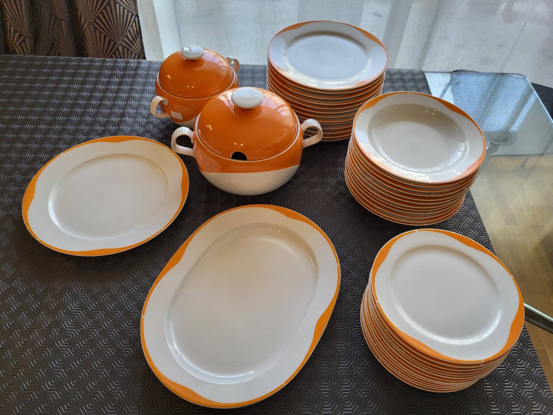 Heinrich Germany complete service in white and orange porcelain Space Age 1970