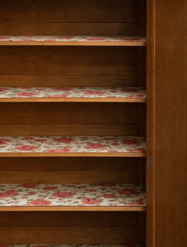 Large Parisian Art Deco wardrobe in solid oak – timeless elegance