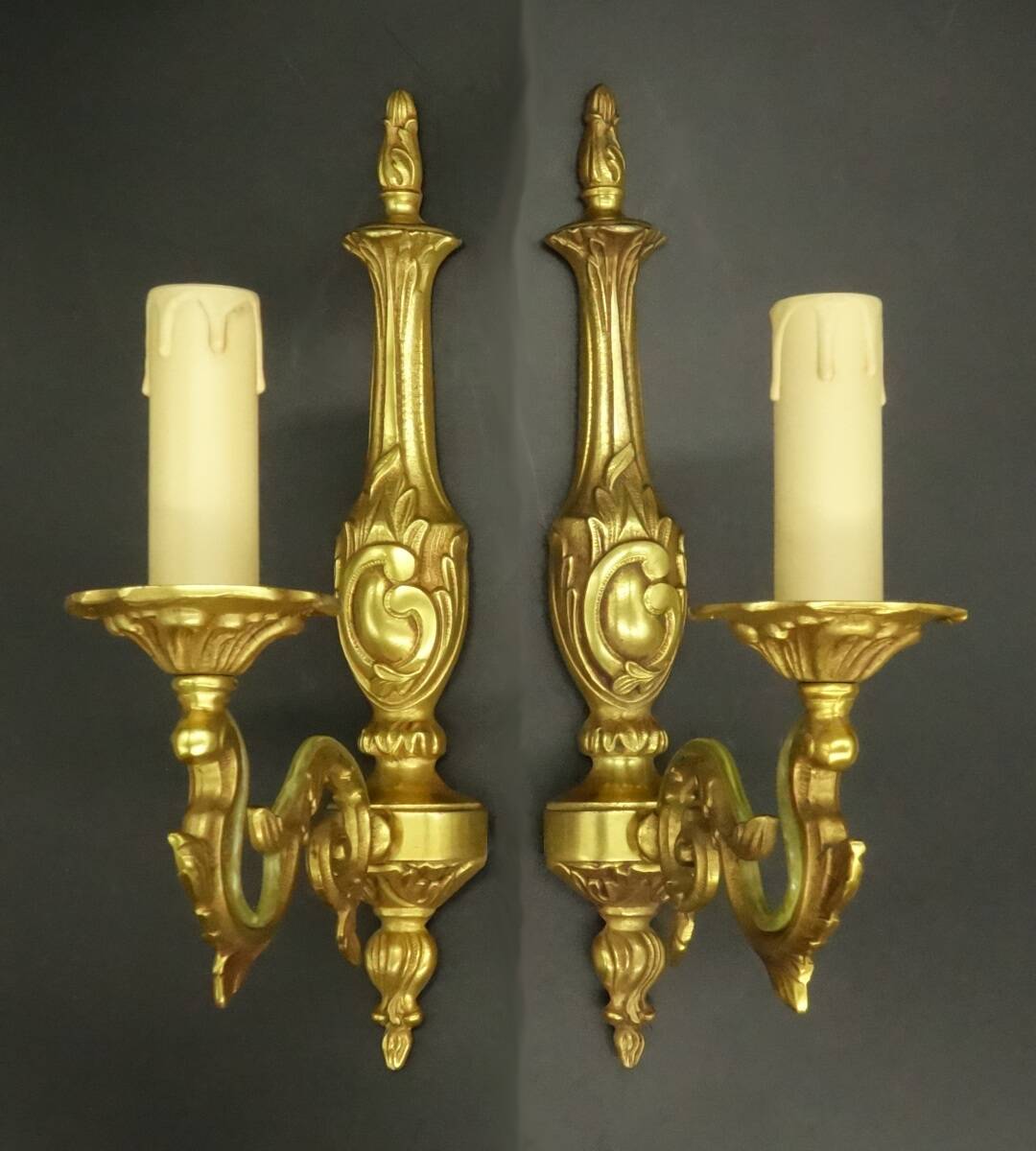 Pair of Louis XV style 1-light wall lights - Lumalux Paris - gilded bronze