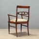 Fauteuil ancien en hêtre teinté acajou, Italie, XXe siècle