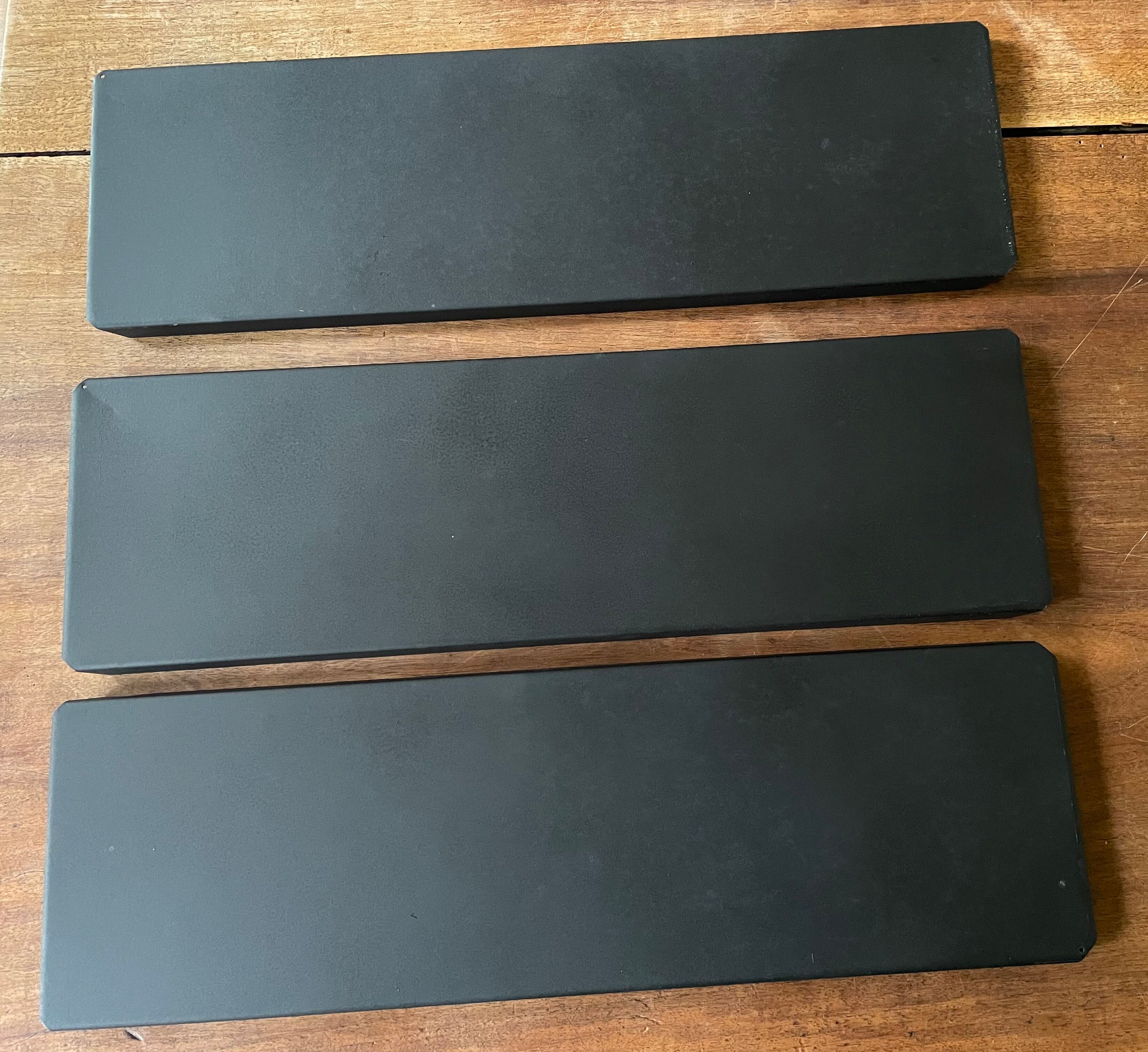 Wall shelf 60s tomado style