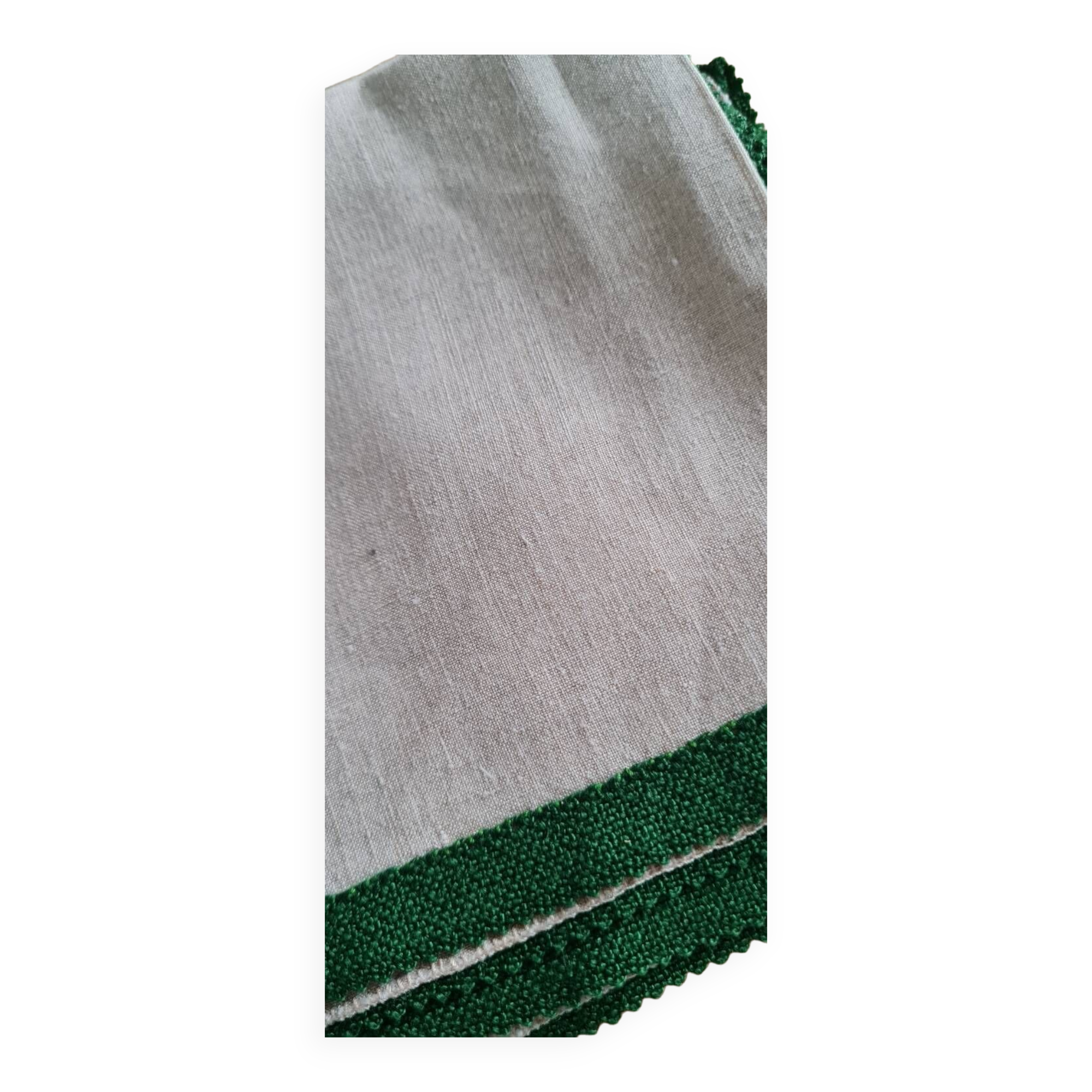 Set of 4 hand-embroidered linen napkins