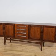Buffet Mid-Century Modern par Victor Wilkins pour G-Plan, années 1960.