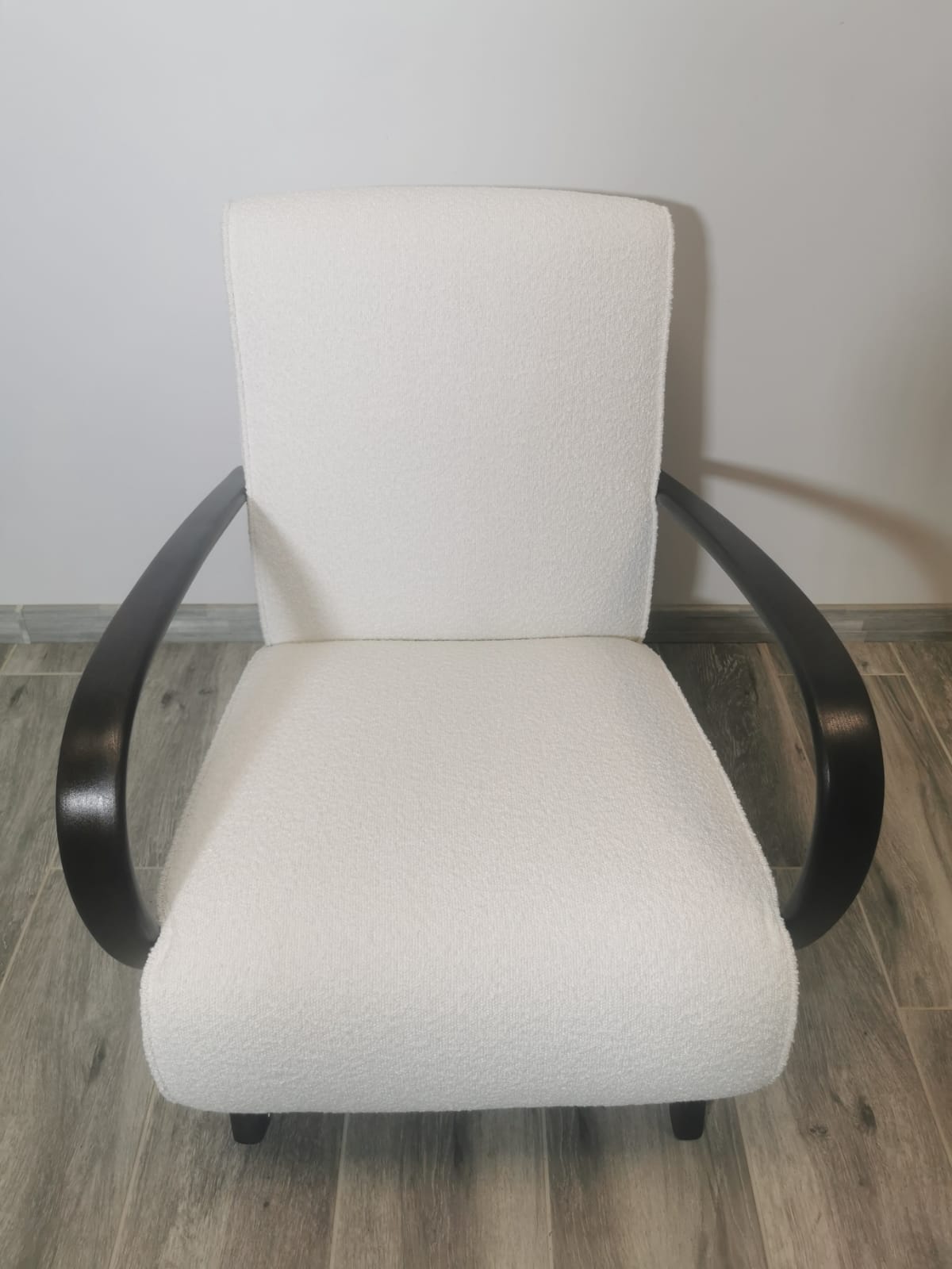 Fauteuil blanc par Jindrich Halabala, années 1940