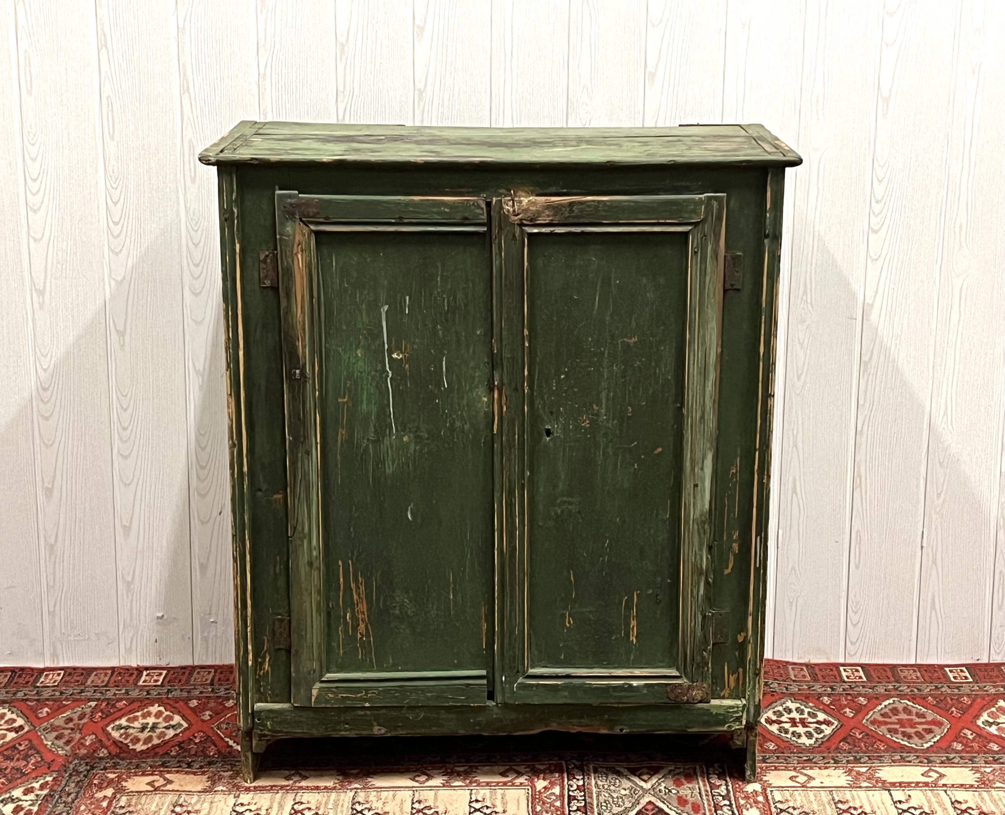 Patinated furniture / patinated buffet